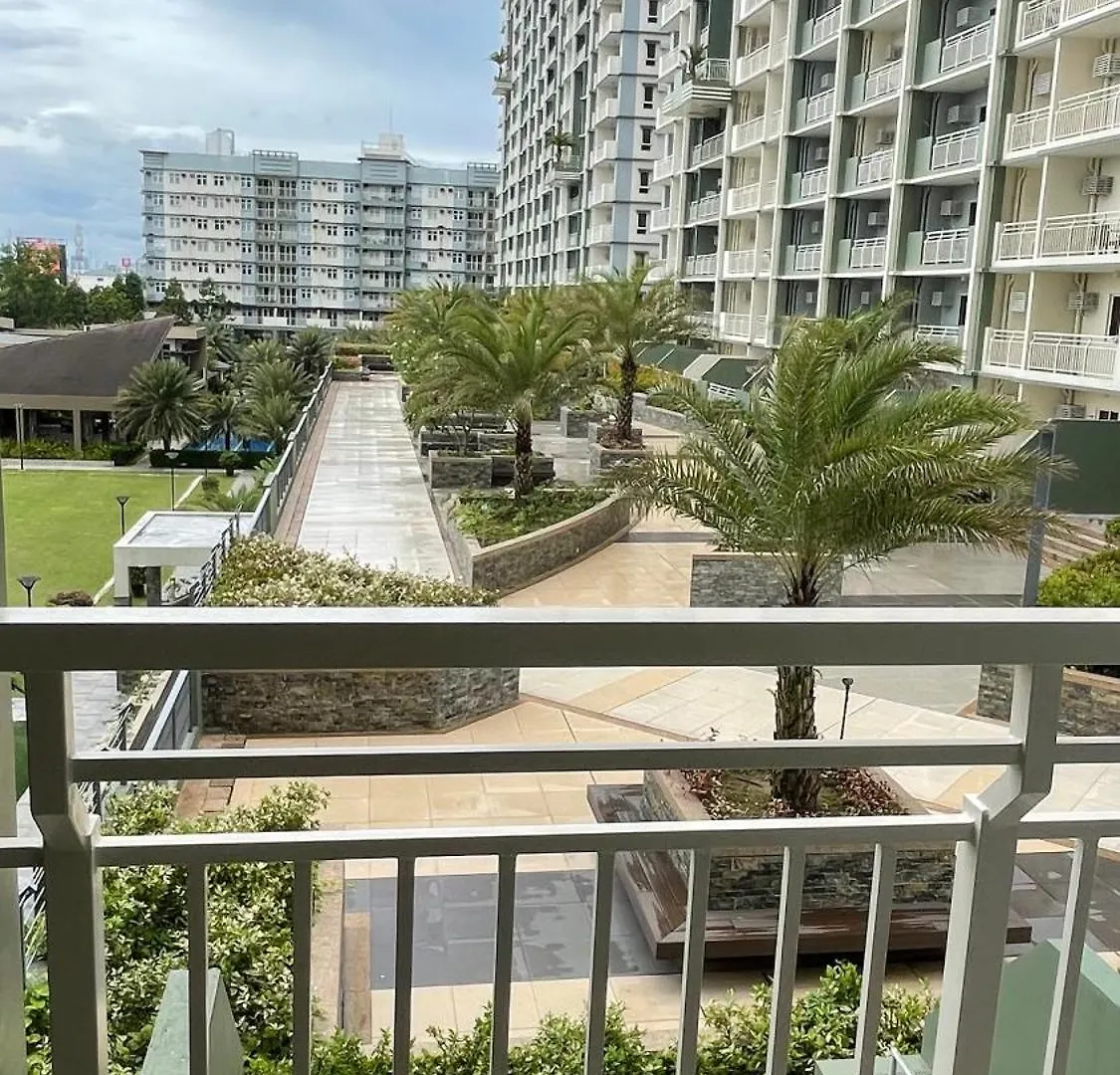 Davao City Condominium Luxury With Balcon Ocean Breeze 0*,
